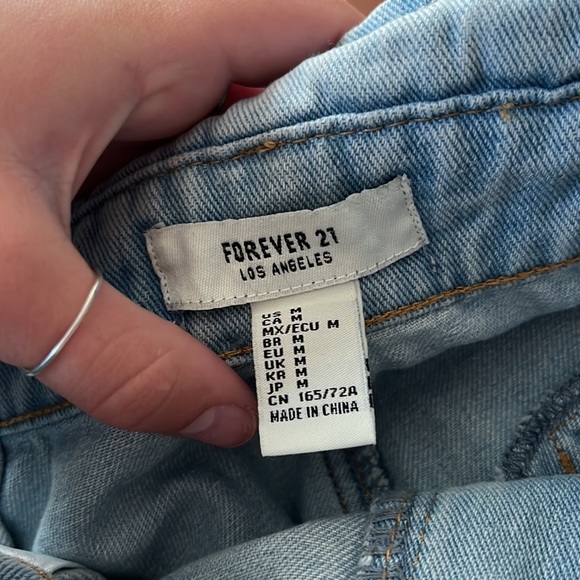 Color is Blue - Picture 3 of 4